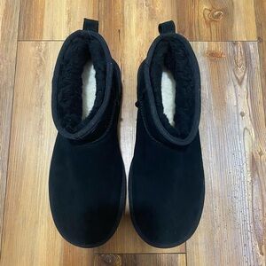 UGG Women’s Classic Ultra Mini Platform